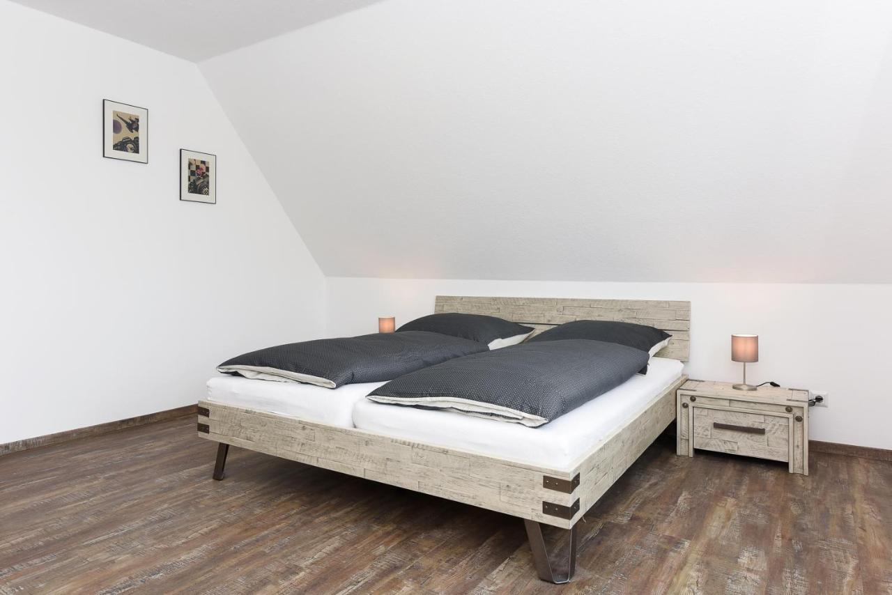 Ferienwohnung 2 und 3 im Haus Meeresbrise Carolinensiel Exterior foto