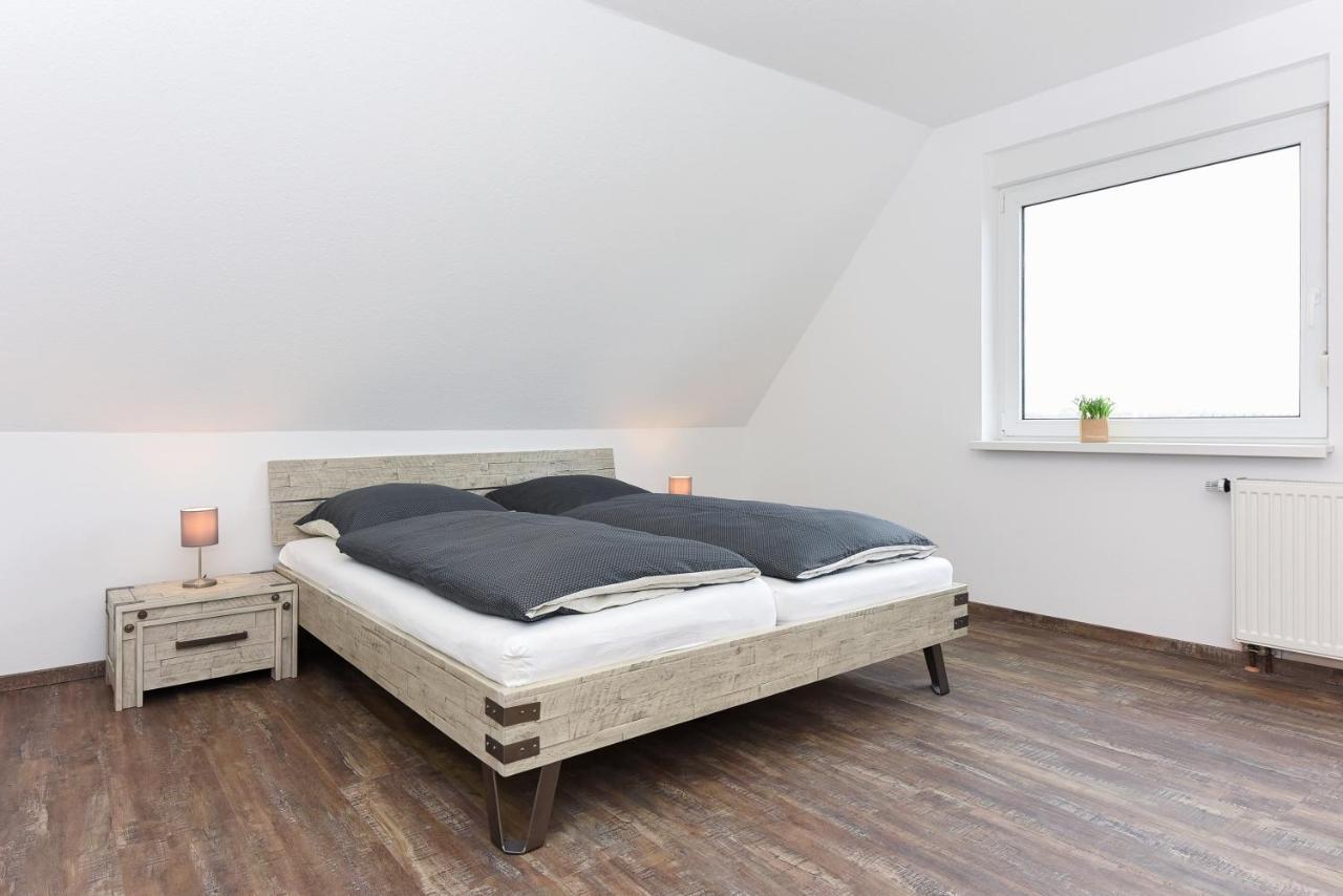 Ferienwohnung 2 und 3 im Haus Meeresbrise Carolinensiel Exterior foto